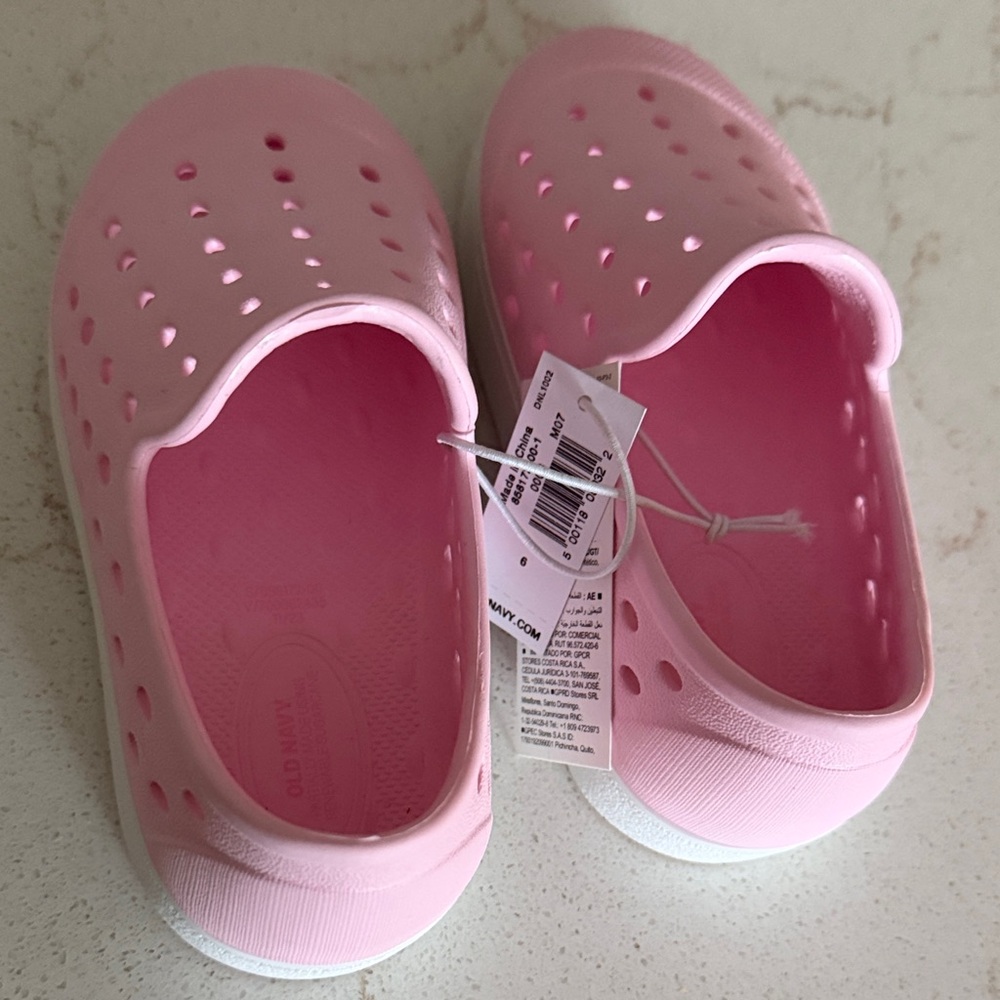 Old Navy Pink Toddler Slip On Shoe